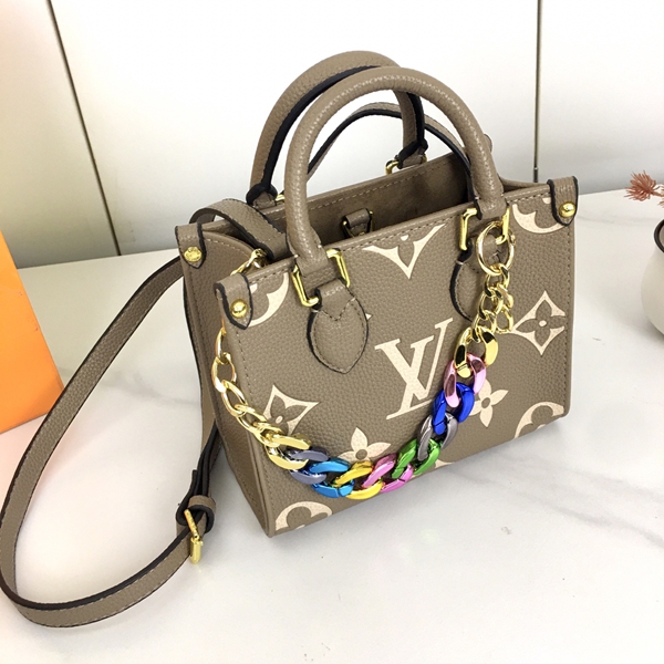 ルイヴィトンバッグ内部構造